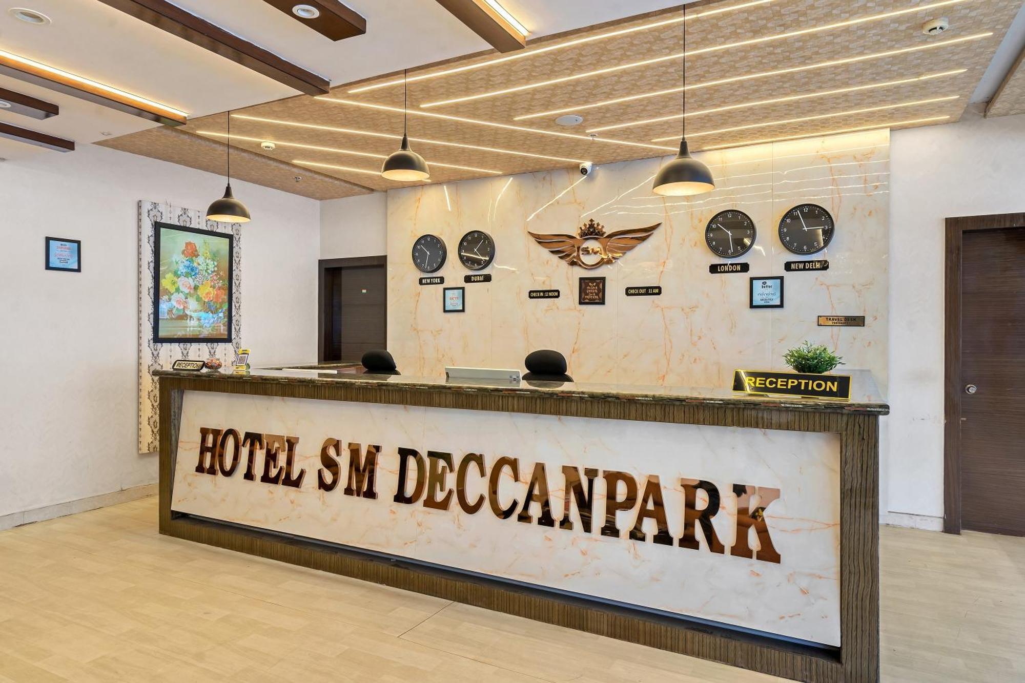 Hotel Sm Deccan Park Шамшабад Екстериор снимка